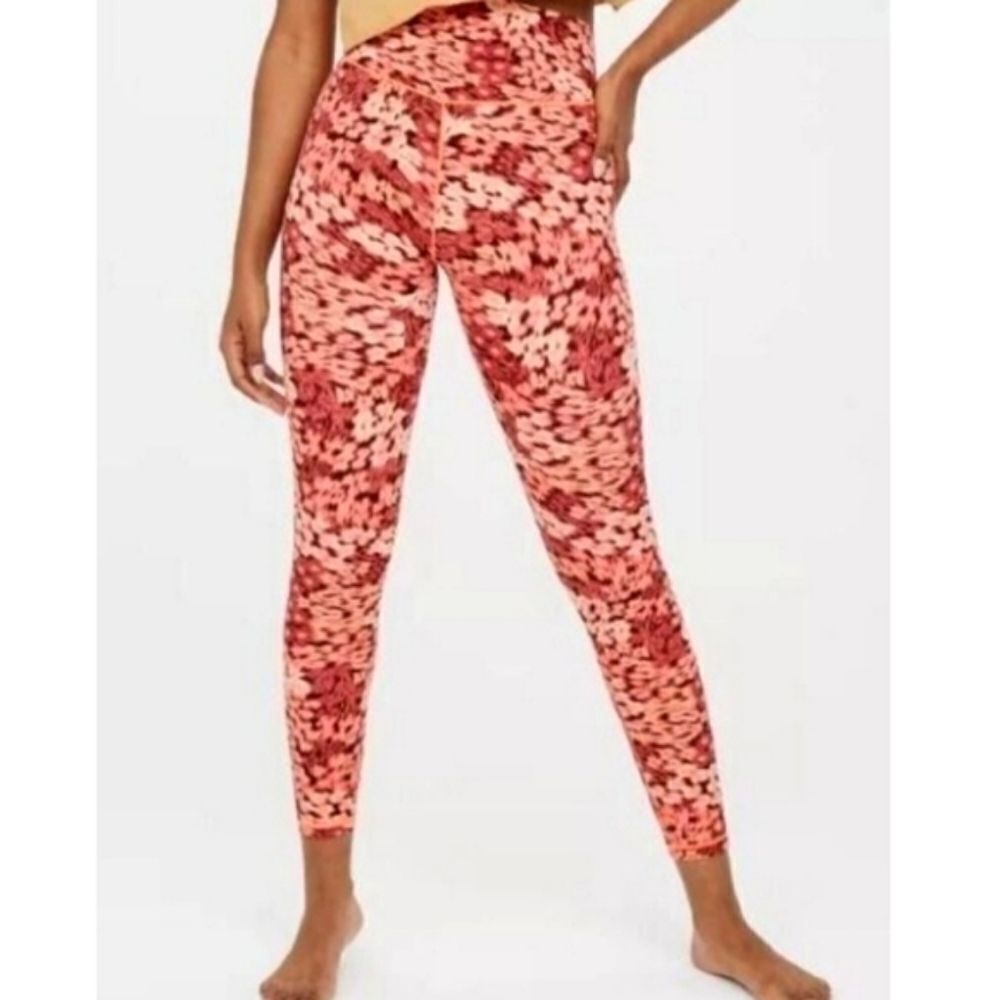 Aerie Offline Real Me Xtra High Rise 7/8 Yoga Gym Leggings, Medium, Pink Floral